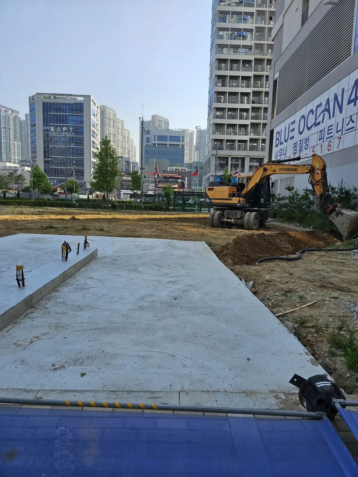 주차장만들기 지반 정리 작업 유휴부지